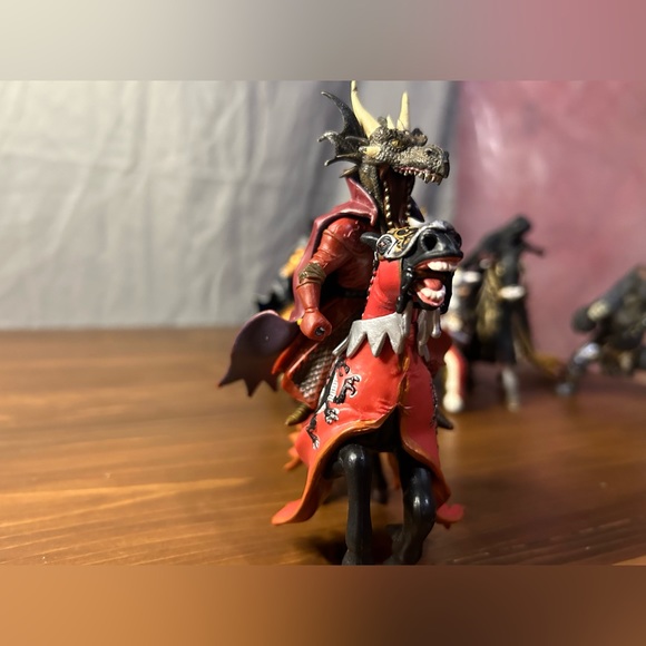 Papo Knights and horses Set of 4 - Picture 2 of 11